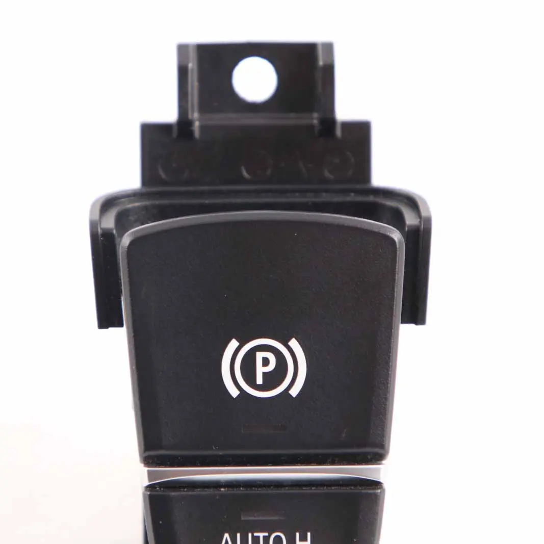 Bouton de frein de parking Auto Hold Brake Switch Unit pour BMW G30 G31 à propos du numéro de pièce 9109311 BMW G30 G31 Bouton de frein de parking Auto Hold Brake Switch Unit - SKU 9109311 - Numéro de pièce 9109311