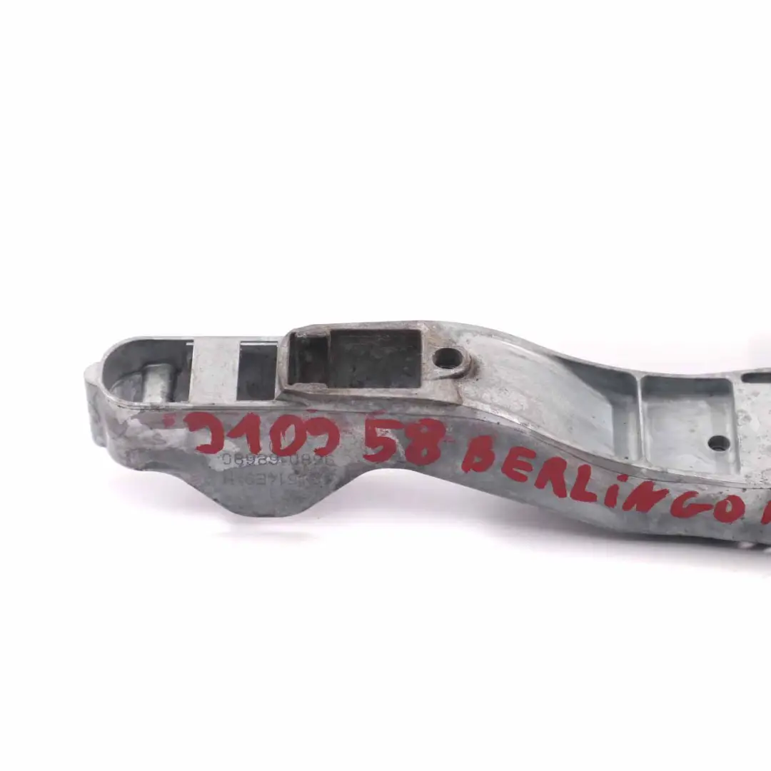 Citroen Berlingo Tür griff Griffbasis Träger vorne links außen  - SKU 910958 - Teilenummer 910958