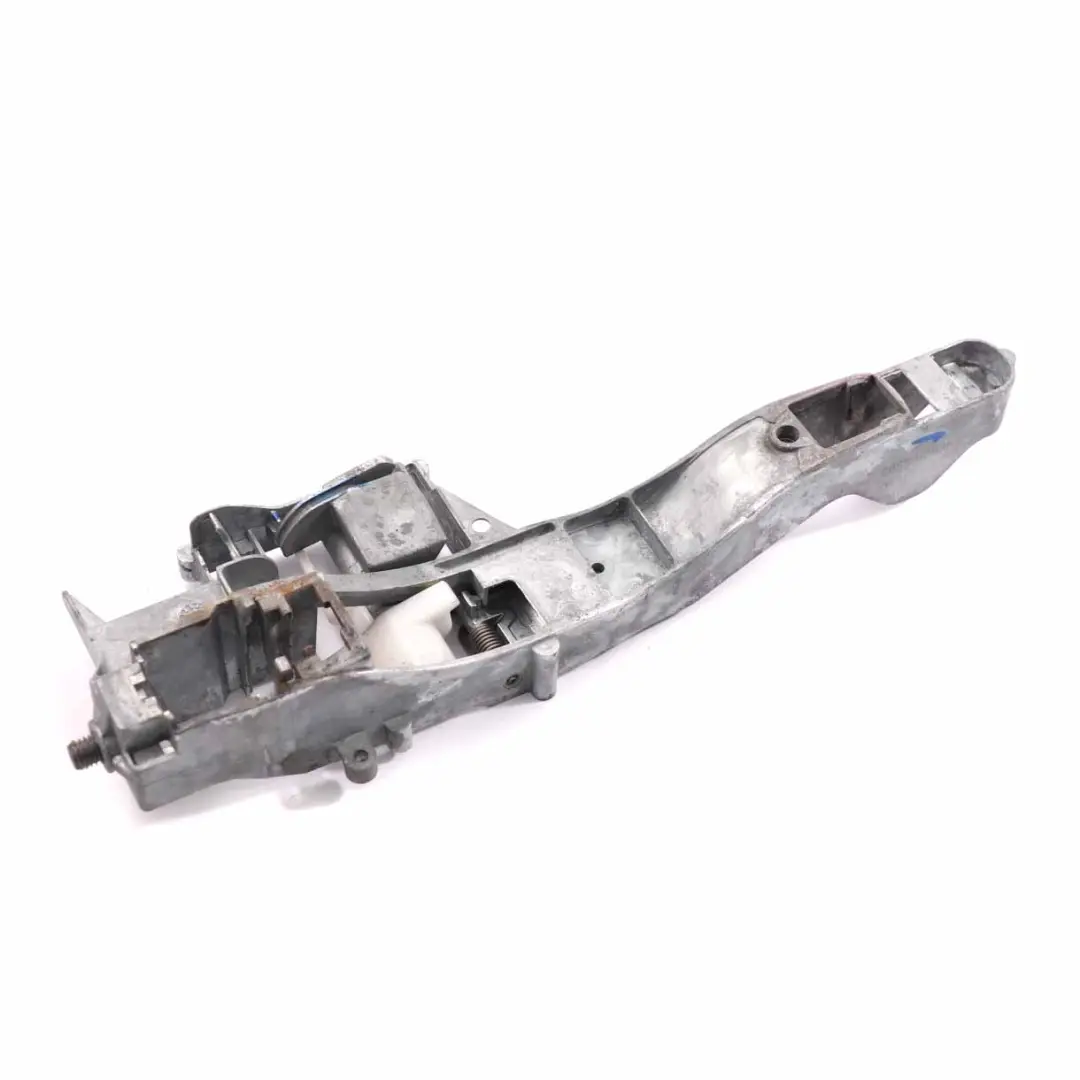 Citroen Berlingo Door Handle Grab Base Carrier Front Right O/S Outside to with Part number 910959 Citroen Berlingo Door Handle Grab Base Carrier Front Right O/S Outside - SKU 910959 - Part number 910959