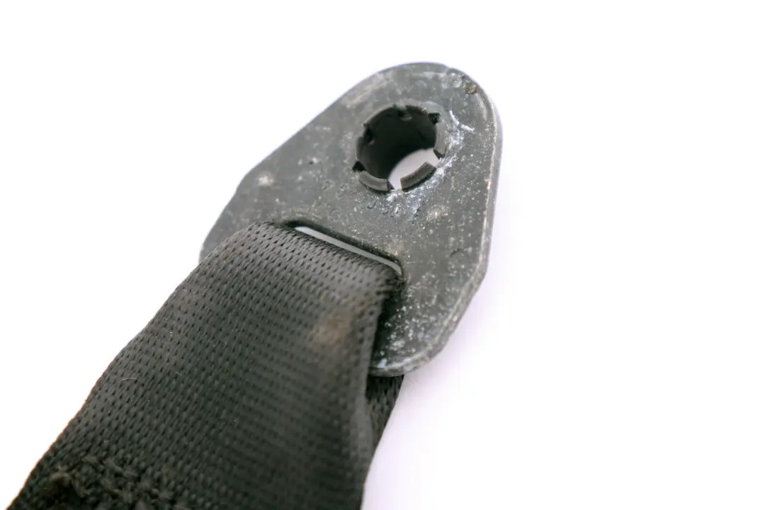 Membrure Superieure Avant Droite Avec Kraftbegrenzer Noir pour BMW E60 LCI à propos du numéro de pièce 9110046 BMW E60 LCI Membrure Superieure Avant Droite Avec Kraftbegrenzer Noir - SKU 9110046 - Numéro de pièce 9110046