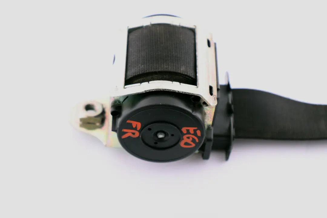 Obergurt Vorn Rechts Mit Kraftbegrenzer Schwarz für BMW E60 LCI mit Teilenummer 9110046 BMW E60 LCI Obergurt Vorn Rechts Mit Kraftbegrenzer Schwarz - SKU 9110046 - Teilenummer 9110046