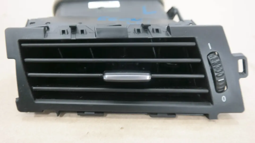 FRESH AIR VENT GRILLE PASSENGER SIDE LEFT N/S 9112203 to BMW 5 Series E60 E61 LCI with Part number 64229112203 BMW 5 Series E60 E61 LCI FRESH AIR VENT GRILLE PASSENGER SIDE LEFT N/S 9112203 - SKU rhd-9112203 - Part number 64229112203