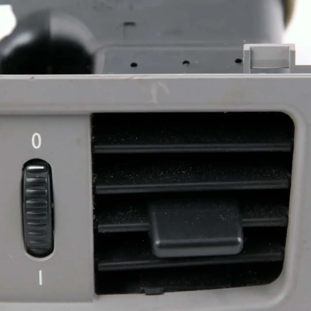 5er E60 E61 LCI Hinterer Frischluftkanal Kühlergrill Zierleiste Grau für BMW mit Teilenummer 6932023 BMW 5er E60 E61 LCI Hinterer Frischluftkanal Kühlergrill Zierleiste Grau - SKU 9112212-1 - Teilenummer 6932023