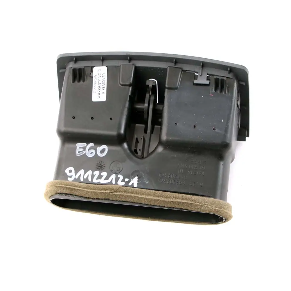 Rejilla trasera del conducto de aire fresco Panel embellecedor para BMW E60 E61 LCI con número de pieza 6932023 BMW E60 E61 LCI Rejilla trasera del conducto de aire fresco Panel embellecedor - SKU 9112212-1 - Número de pieza 6932023