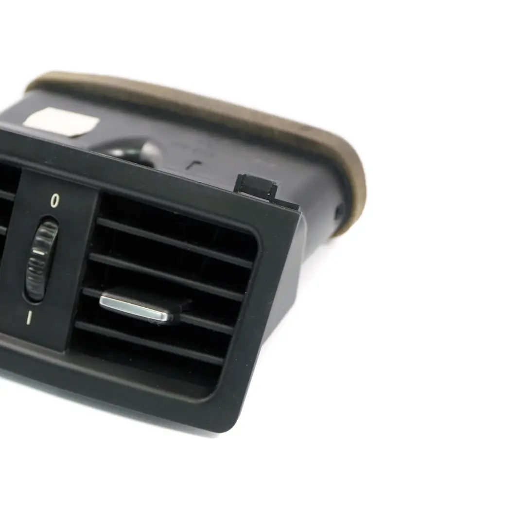 BMW E60 E61 LCI Consola central trasera rejilla De aire fresco Negro - SKU 9112213 - Número de pieza 6932023