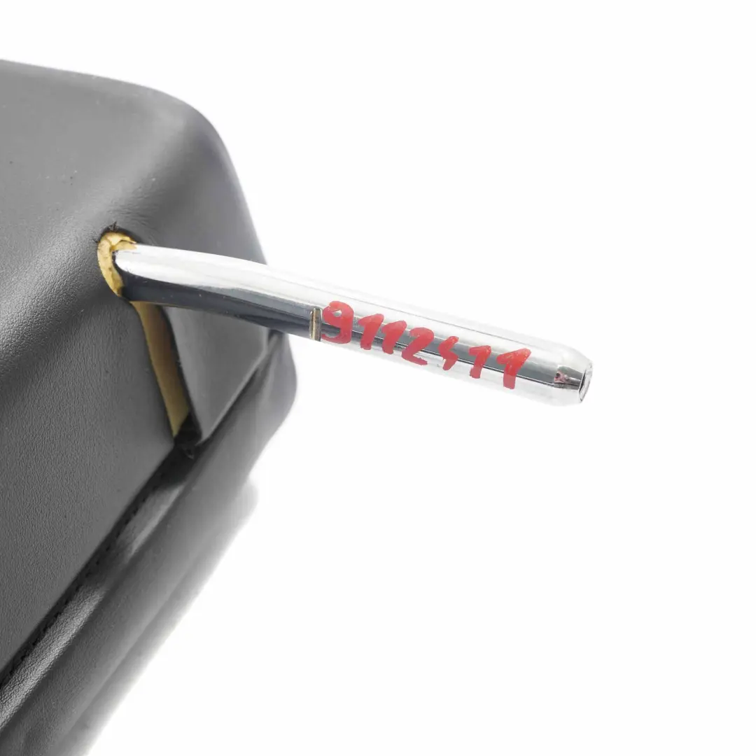 Siege Arriere Gauche Droite Appui-Tete Cuir Walknappa Noir pour BMW E93 Cabriolet à propos du numéro de pièce 9112411 BMW E93 Cabriolet Siege Arriere Gauche Droite Appui-Tete Cuir Walknappa Noir - SKU 9112411 - Numéro de pièce 9112411