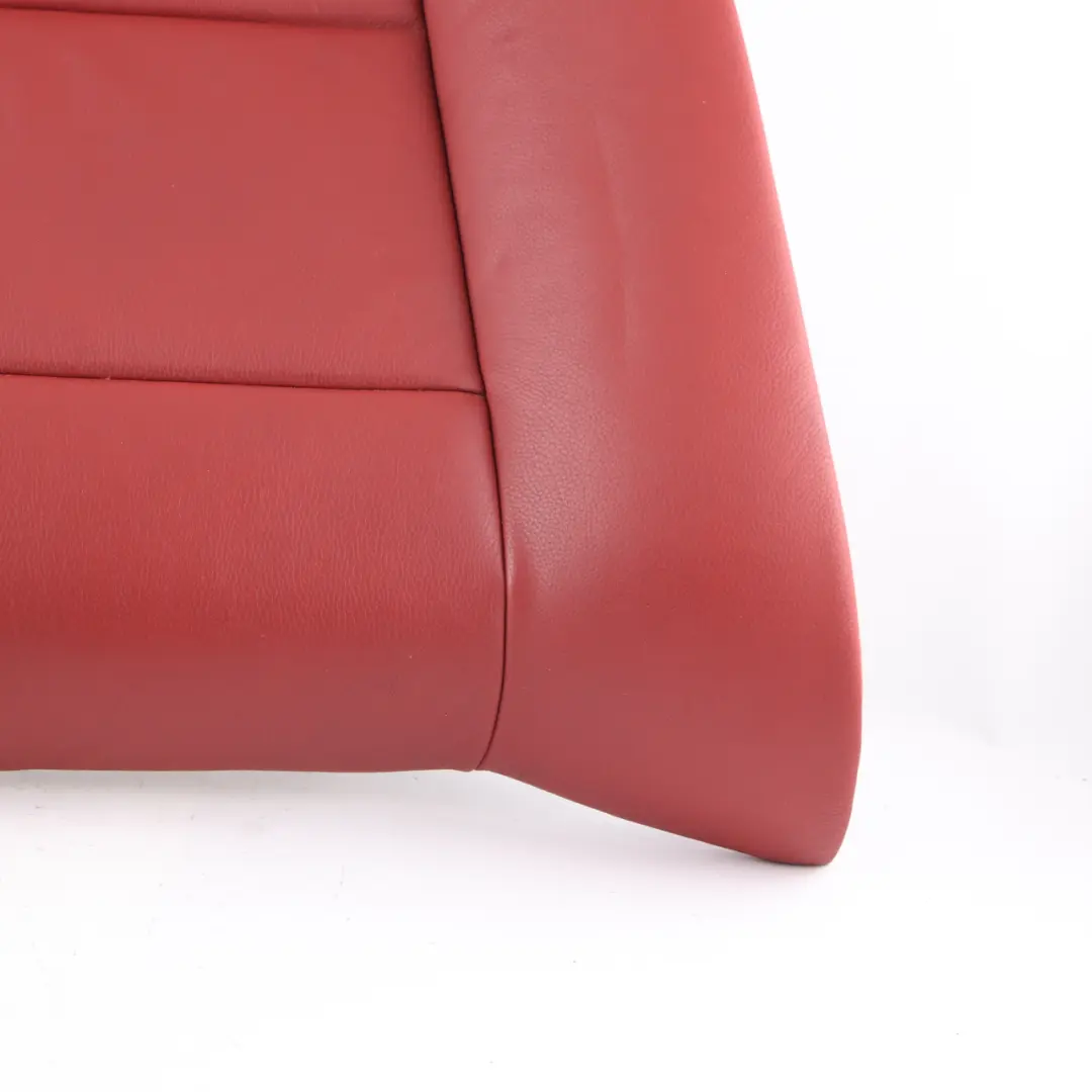 Rücksitzbezug Korallenrot Leder hinten links Abdeckung Liege für BMW E93 Cabrio mit Teilenummer 9113059 BMW E93 Cabrio Rücksitzbezug Korallenrot Leder hinten links Abdeckung Liege - SKU 9113059 - Teilenummer 9113059