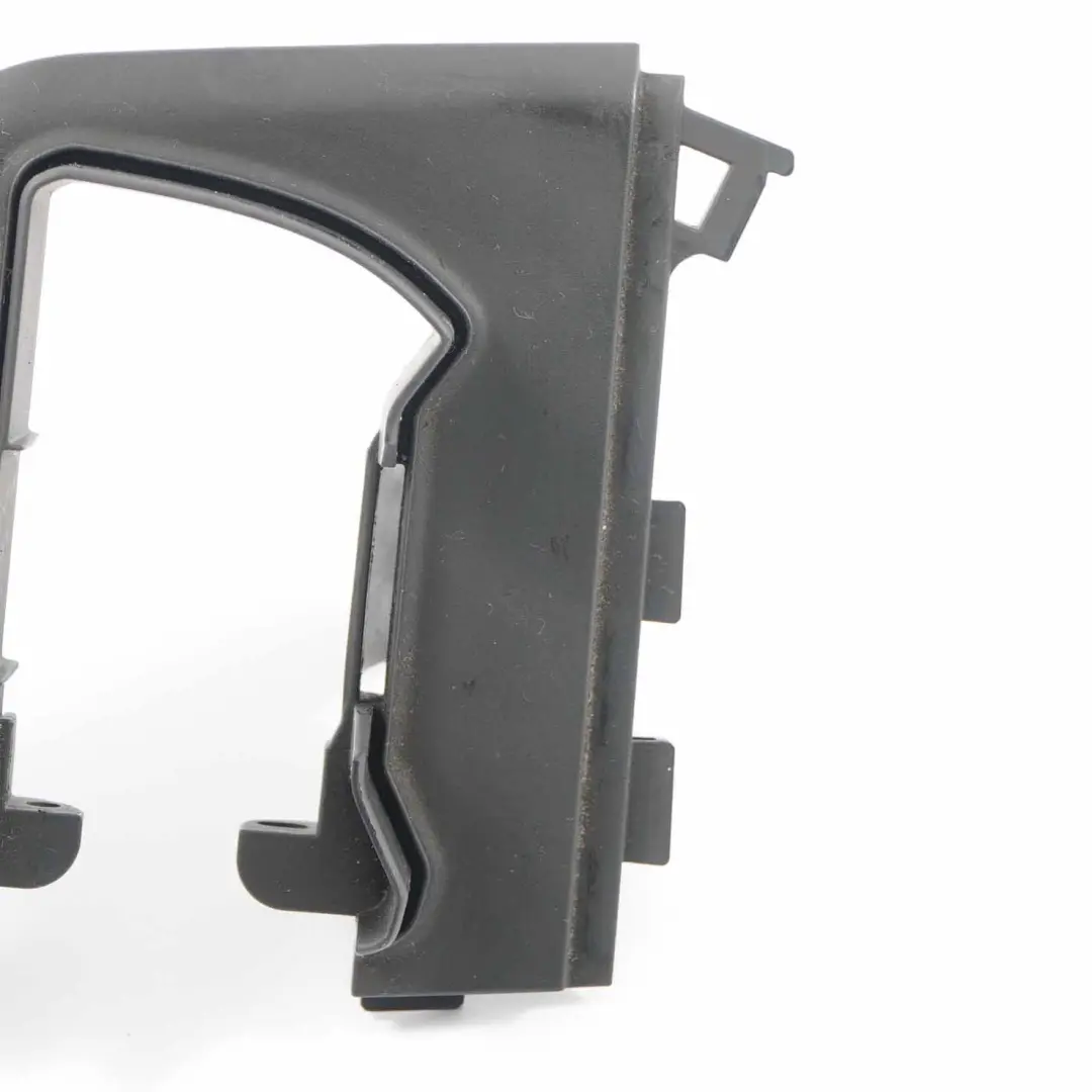 Asiento Delantero Cubierta Exterior Derecha Recubrimiento para BMW E93 con número de pieza 9113411 BMW E93 Asiento Delantero Cubierta Exterior Derecha Recubrimiento - SKU 9113411 - Número de pieza 9113411