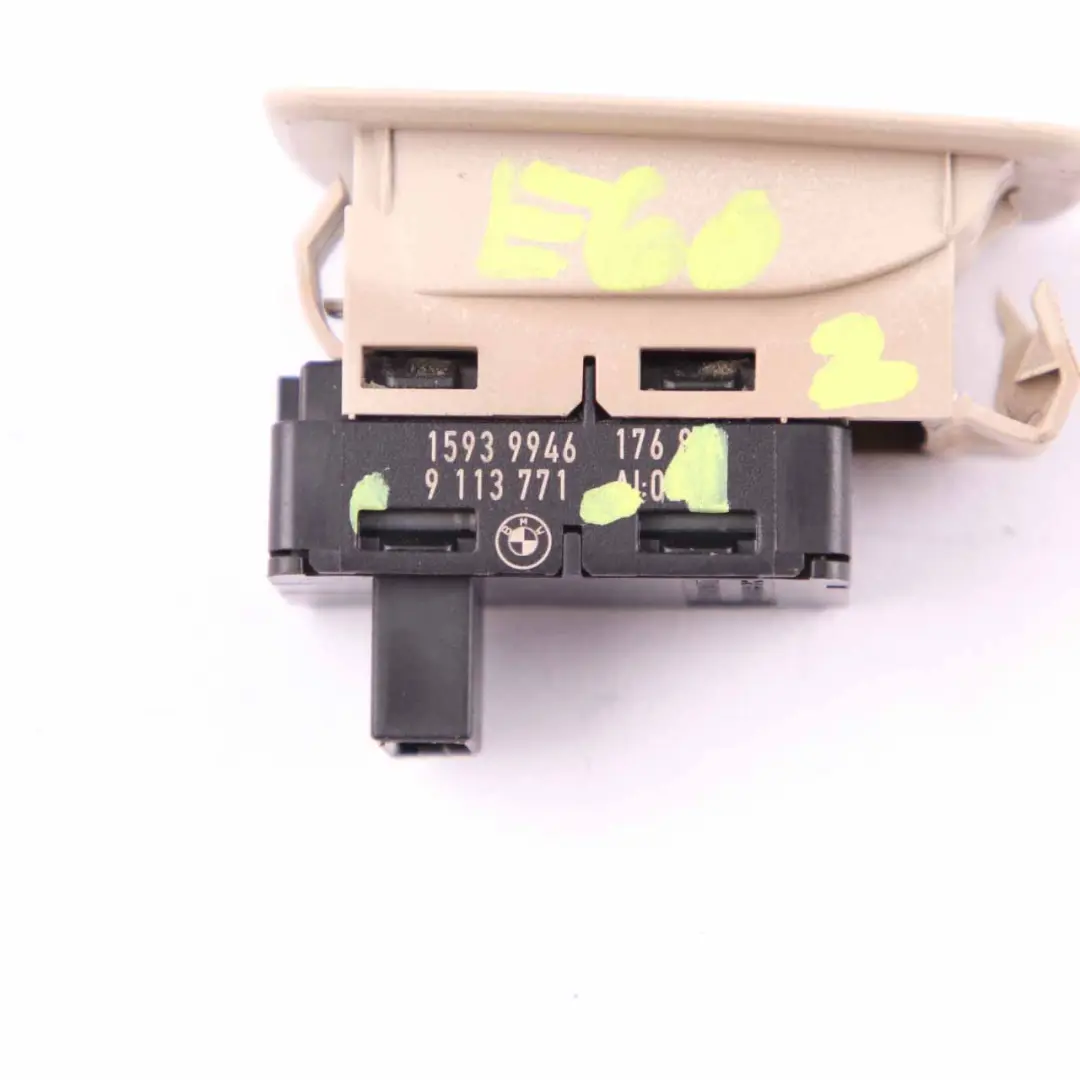 Bouton Commande Électrique Lève-Vitre pour BMW E60 E61 LCI à propos du numéro de pièce 9113771 BMW E60 E61 LCI Bouton Commande Électrique Lève-Vitre - SKU 9113771-1 - Numéro de pièce 9113771
