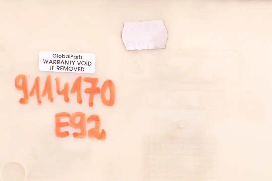 serii 3 E92 E92 LCI Osłona Podsufitki Tył Beż 7139298 do BMW o numerze 9114170 BMW serii 3 E92 E92 LCI Osłona Podsufitki Tył Beż 7139298 - SKU 9114170 - Numer Części 9114170