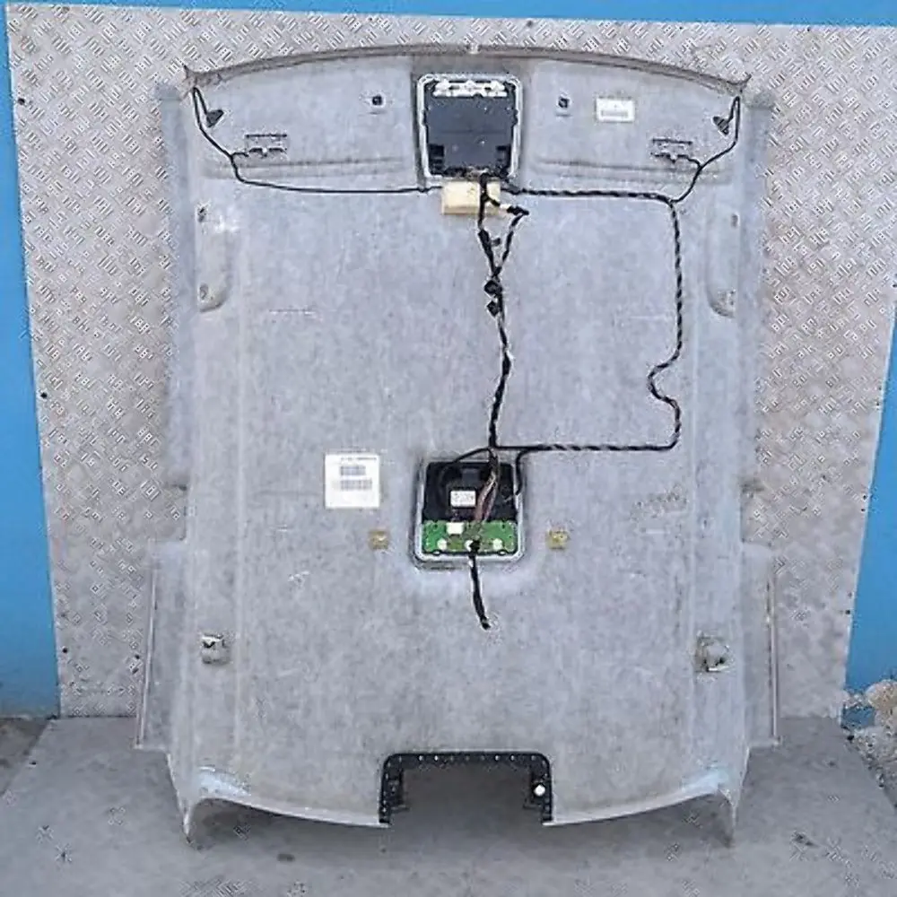 Podsufitka profilowana grau szara do BMW E92 o numerze 51449114173 BMW E92 Podsufitka profilowana grau szara - SKU 9114173 - Numer Części 51449114173