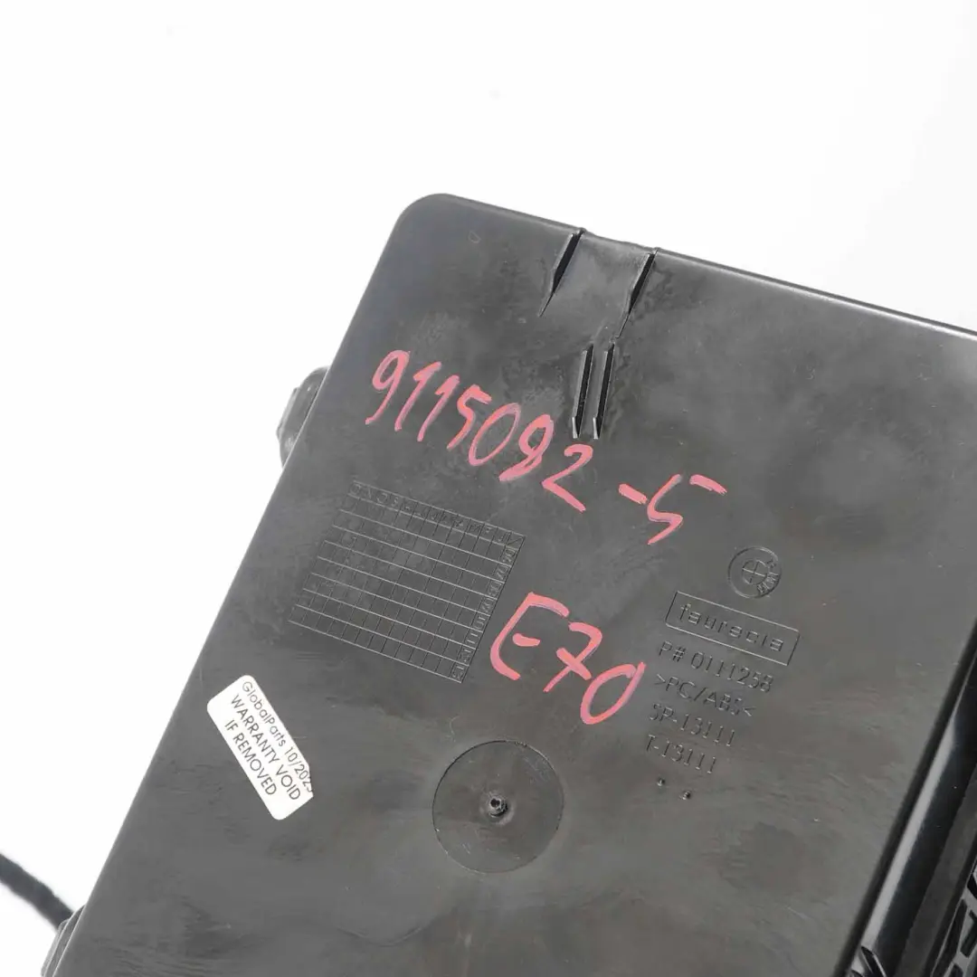 Front Armrest BMW X5 E70 X6 E71 Centre Telephone Storage Black Leather 6969544 to with Part number 9115082 Front Armrest BMW X5 E70 X6 E71 Centre Telephone Storage Black Leather 6969544 - SKU 9115082-5 - Part number 9115082