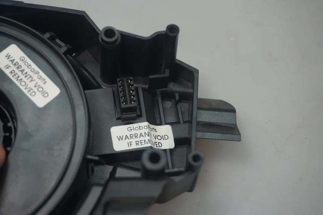 Steering Column Switch Cluster 9115183 to BMW 5 6 Series E60 E61 E63 E64 with Part number 9115170 BMW 5 6 Series E60 E61 E63 E64 Steering Column Switch Cluster 9115183 - SKU 9115170 - Part number 9115170