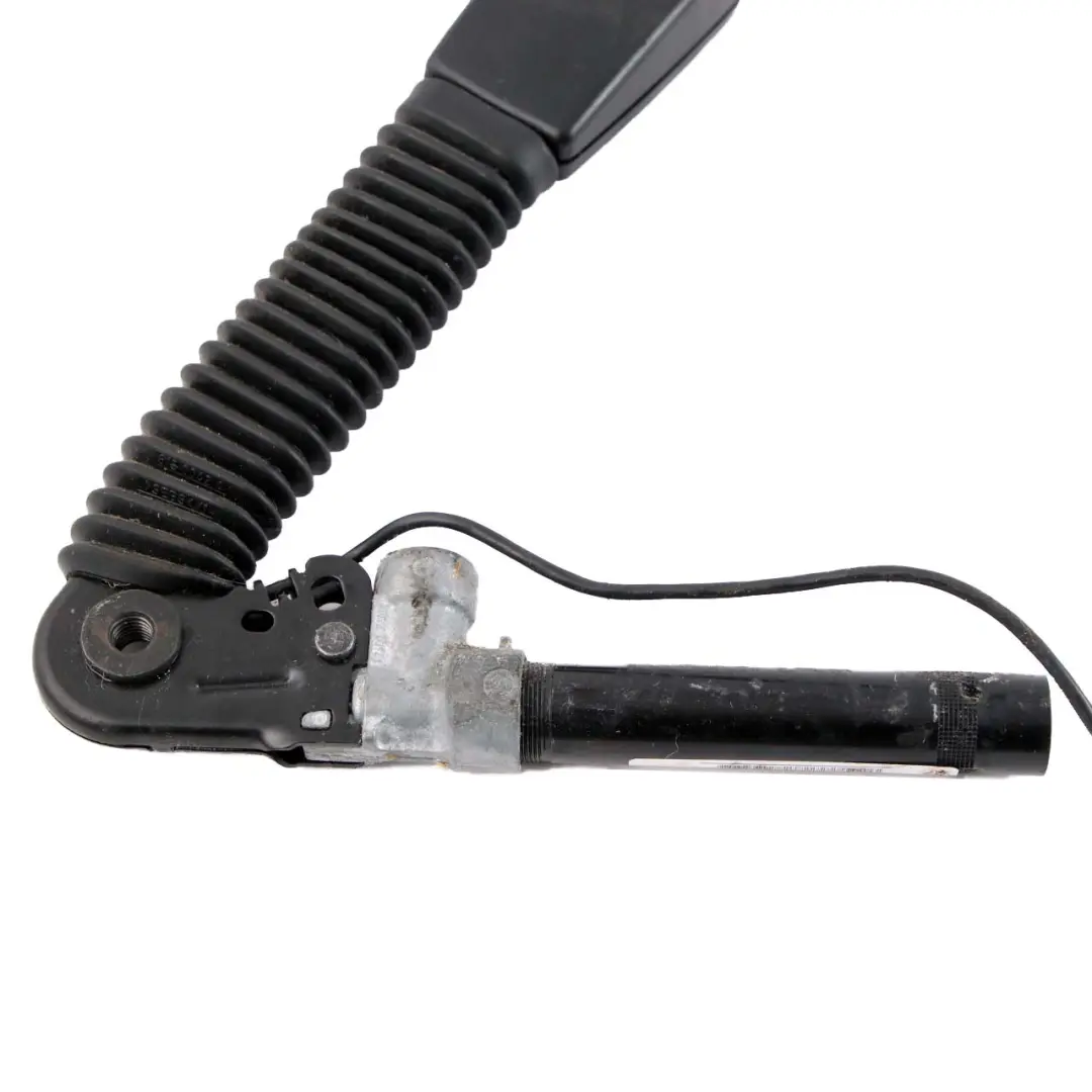 BMW F10 F11 Gurtstraffer Untere Sitzschnalle Vorne Links - SKU 9115305 - Teilenummer 9115305