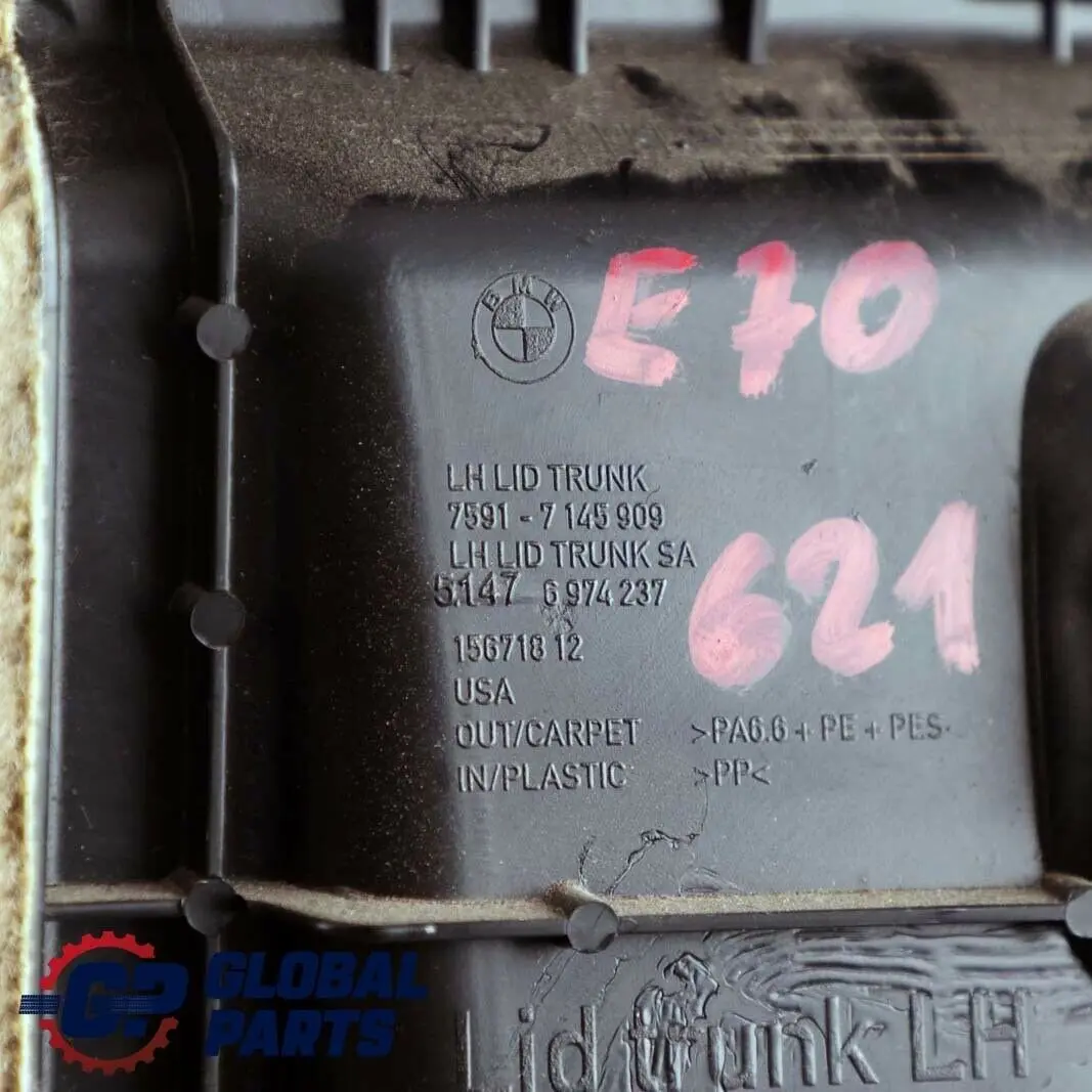 Lewa Osłona Boczek Bagażnika Lewy Beż do BMW X5 E70 o numerze 9115621 BMW X5 E70 Lewa Osłona Boczek Bagażnika Lewy Beż - SKU 9115621 - Numer Części 9115621