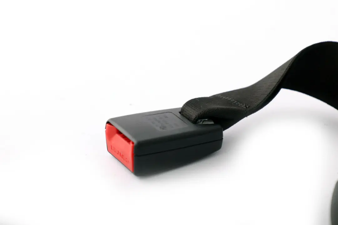 BMW E81 E87 Hebilla Clip Cinturón Trasero Derecho Inferior 7069968 - SKU 9117251 - Número de pieza 9117251