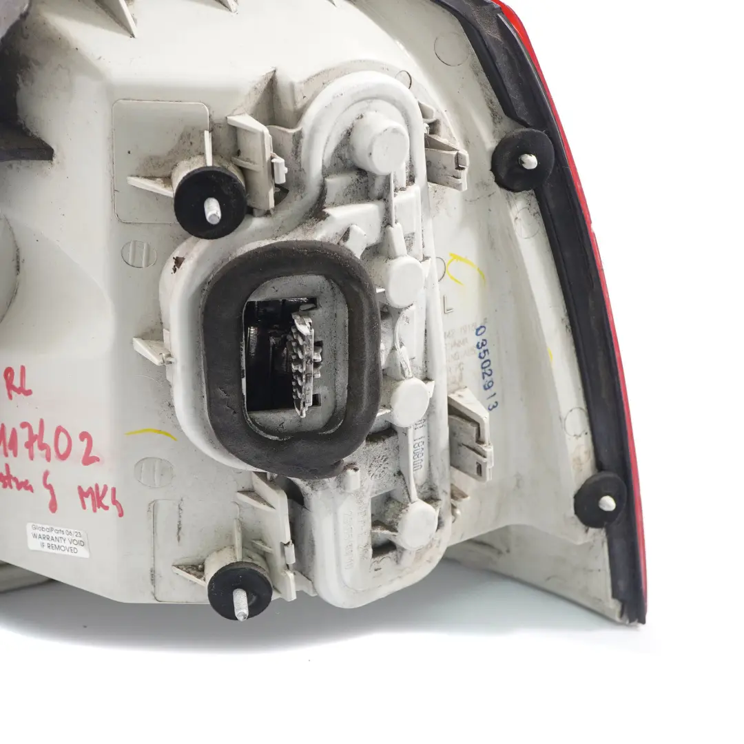 Vauxhall Astra G MK4 Rear Light Lamp Side Panel Left N/S Tail Light - SKU 9117402 - Part number 9117402