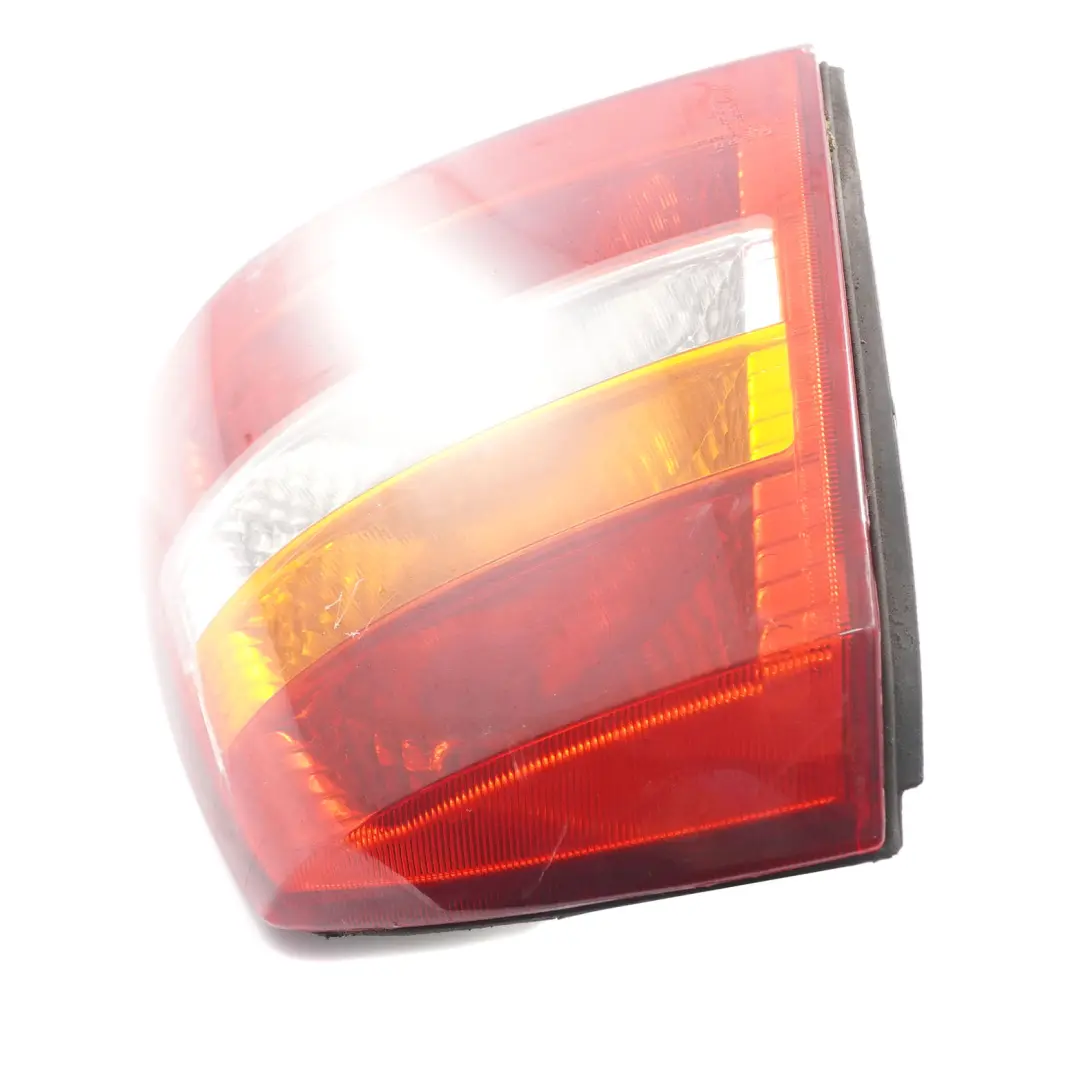Vauxhall Astra G MK4 Rear Light Lamp Side Panel Right O/S Tail Light - SKU 9117403 - Part number 9117403
