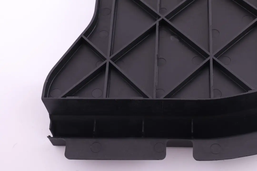 BMW 1 Serie E82 E88 Coussinet Tailler Coffre Sol Tableau Couverture Droite O/S - SKU 9118748 - Numéro de pièce 9118748