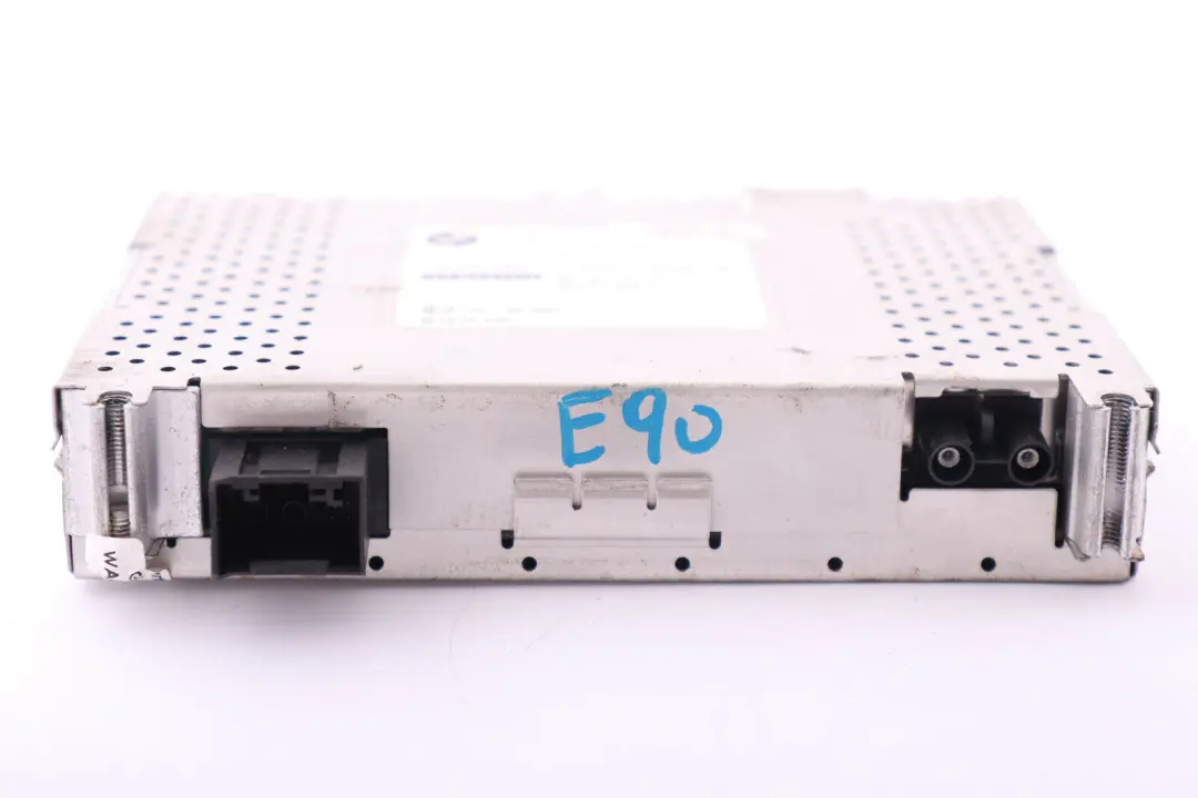 Modulo Sintonizzatore Radio DAB per BMW E60 E61 E63 E81 E87 E90 E91 con numero di parte 9119355 BMW E60 E61 E63 E81 E87 E90 E91 Modulo Sintonizzatore Radio DAB - SKU 9119355 - Numero di parte 9119355