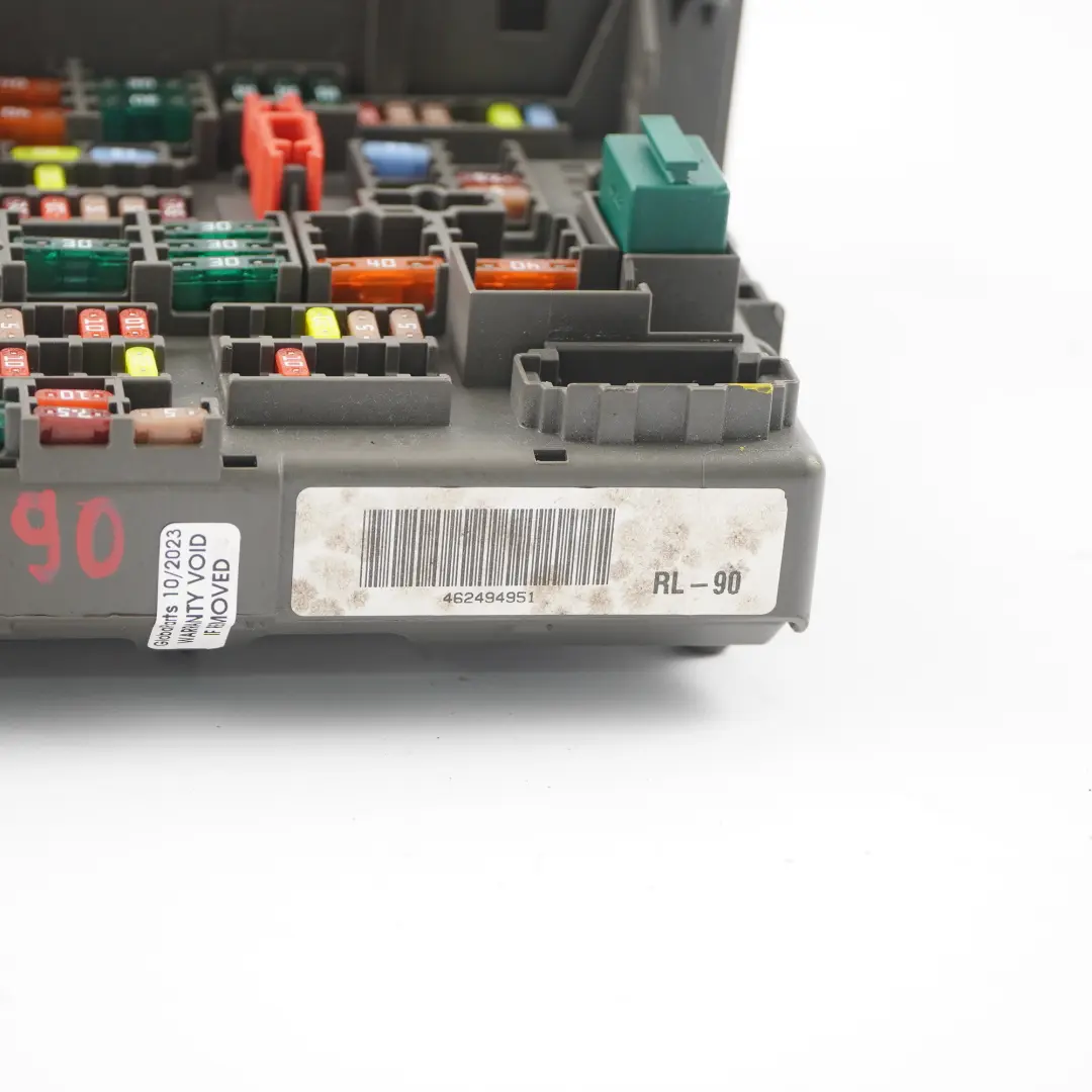 BMW E90 E91 E92 Caja De Fusibles De Distribucion Delantera - SKU 9119447 - Número de pieza 9119447