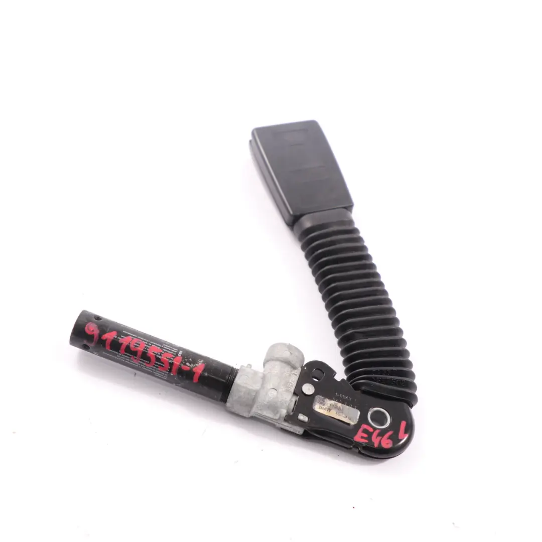 Cintura inferiore con tenditore cintura sedile sinistro per BMW E46 E63 con numero di parte 9119551 BMW E46 E63 Cintura inferiore con tenditore cintura sedile sinistro - SKU 9119551-1 - Numero di parte 9119551