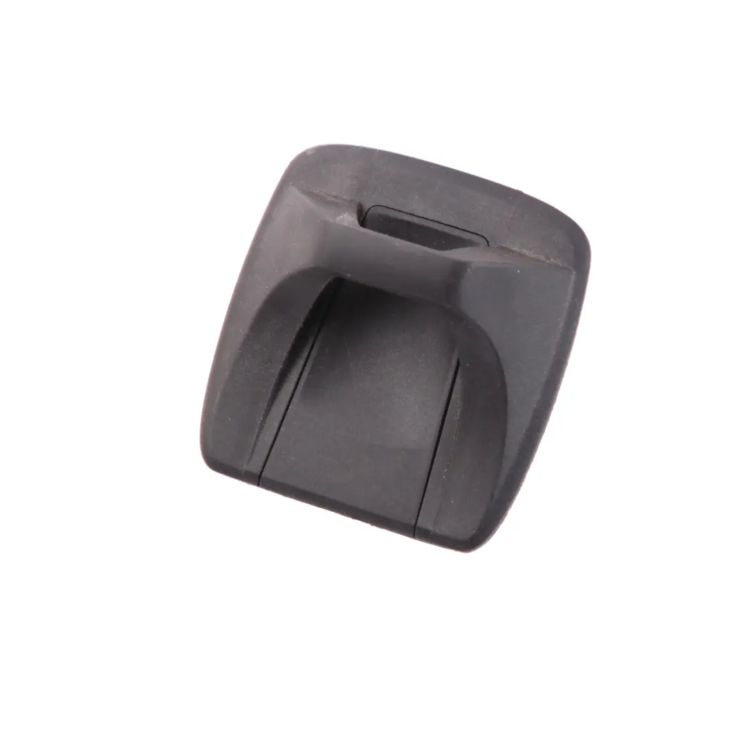 BMW E82 E90 E92 Soporte Asiento Ni?o Negro Con Tapa - SKU 9119678 - Número de pieza 9119678