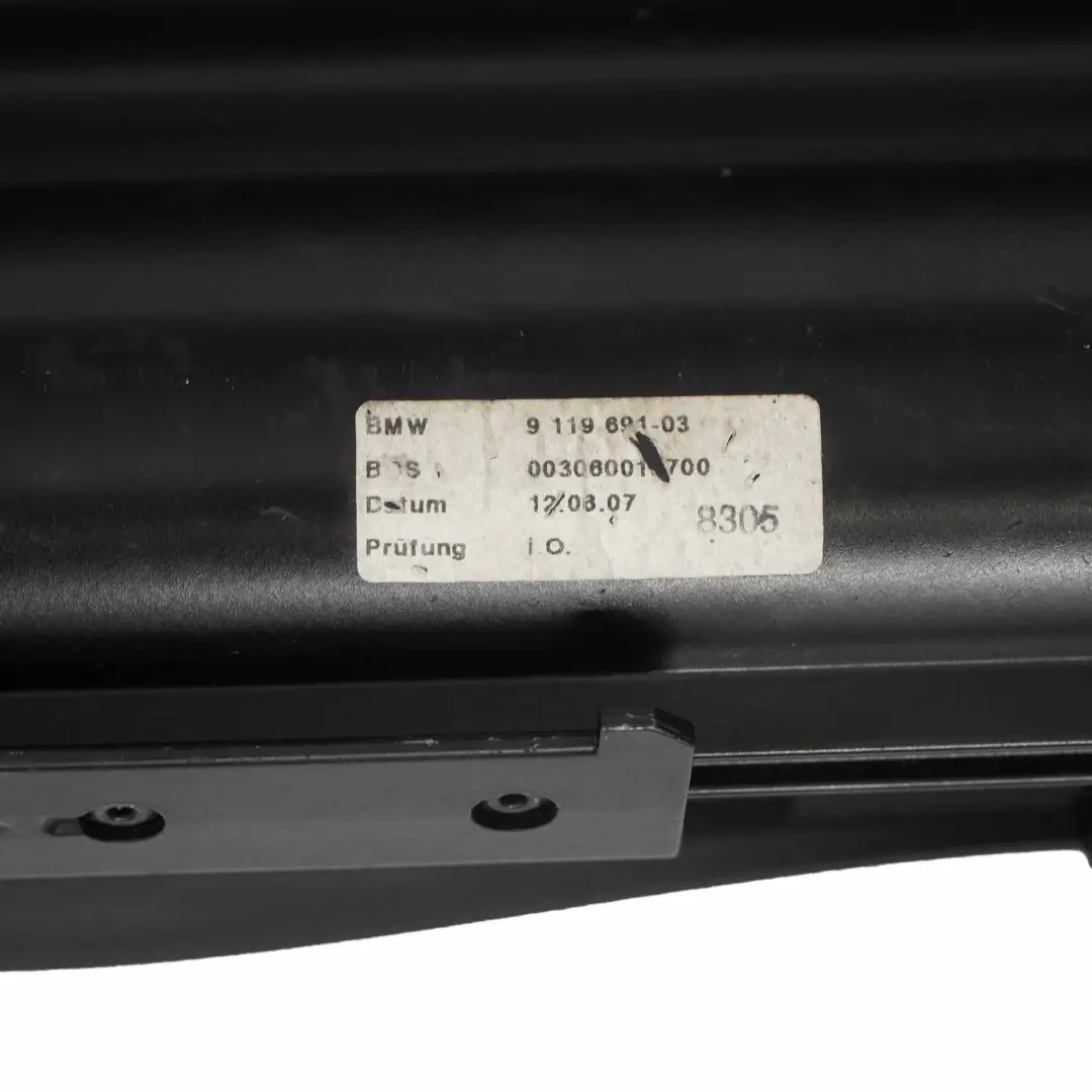 Roleta Bagażnika Czarna do BMW E61 Touring o numerze 9119691 BMW E61 Touring Roleta Bagażnika Czarna - SKU 9119691-5 - Numer Części 9119691