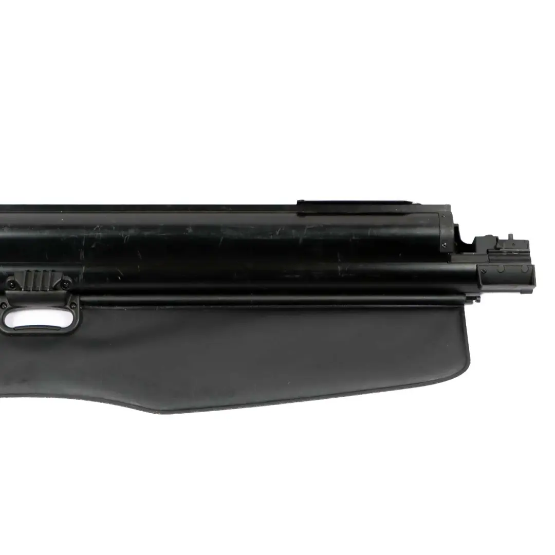 Copertura del ripiano del bagagliaio Rullo oscurante Nero per BMW E61 Touring con numero di parte 9119691 BMW E61 Touring Copertura del ripiano del bagagliaio Rullo oscurante Nero - SKU 9119691 - Numero di parte 9119691