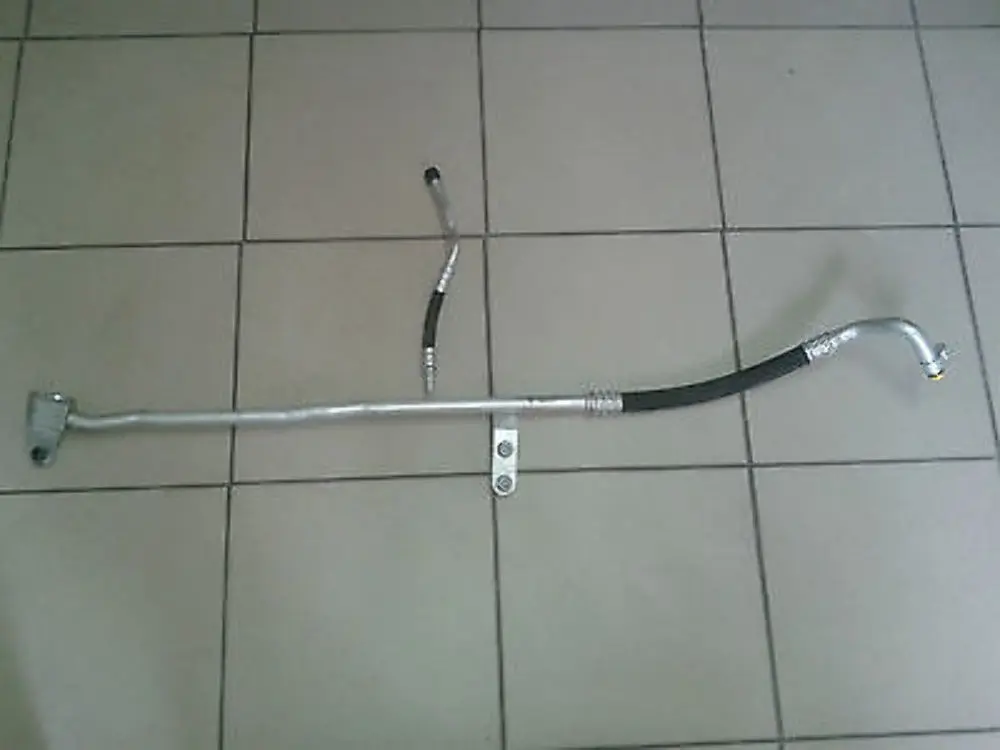 BMW 5 7 R F01 F02 F07 F10 F11 F10N LCI Saugleitung mit Einfüllstutzen - SKU 9120005 - Teilenummer 64539120005