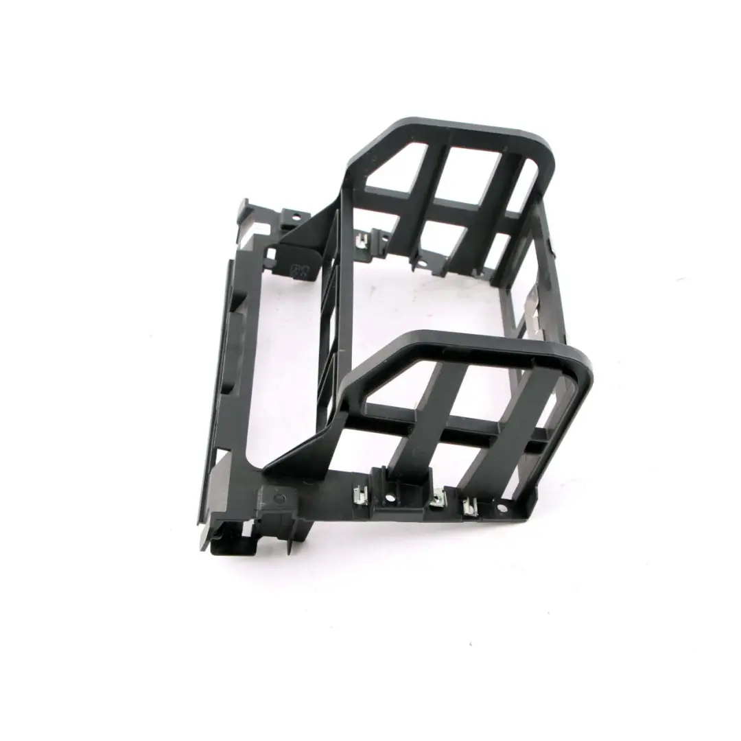 Wspornik osłona ramka radia deski do BMW E90 E91 E92 o numerze 9120317 BMW E90 E91 E92 Wspornik osłona ramka radia deski - SKU 9120317 - Numer Części 9120317