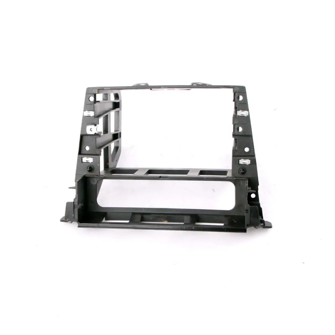 Wspornik osłona ramka radia deski do BMW E90 E91 E92 o numerze 9120317 BMW E90 E91 E92 Wspornik osłona ramka radia deski - SKU 9120317 - Numer Części 9120317