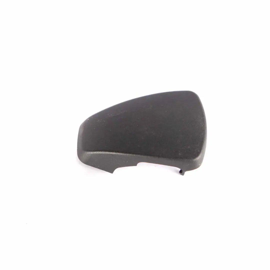 Tapa Salida Desviación Cinturón Derecha Negro para BMW E88 Cabrio con número de pieza 9120878 BMW E88 Cabrio Tapa Salida Desviación Cinturón Derecha Negro - SKU 9120878 - Número de pieza 9120878
