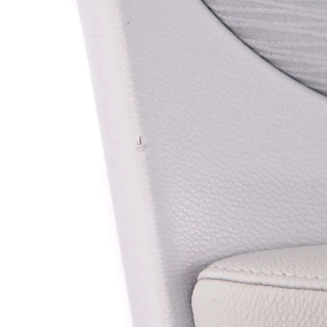 Türkarte Vorne Links N/S Verkleidung Stoff Elektra Alaska Grau für BMW E87 LCI mit Teilenummer 9121143 BMW E87 LCI Türkarte Vorne Links N/S Verkleidung Stoff Elektra Alaska Grau - SKU 9121143 - Teilenummer 9121143