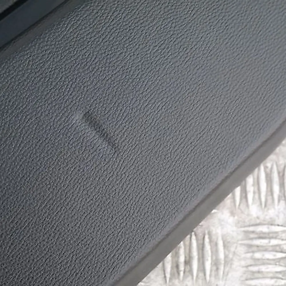 Revestimiento de Tarjeta Puerta Panel Trasero Izquierdo Azul para BMW E87 LCI E87N con número de pieza 51419121195 BMW E87 LCI E87N Revestimiento de Tarjeta Puerta Panel Trasero Izquierdo Azul - SKU 9121195 - Número de pieza 51419121195