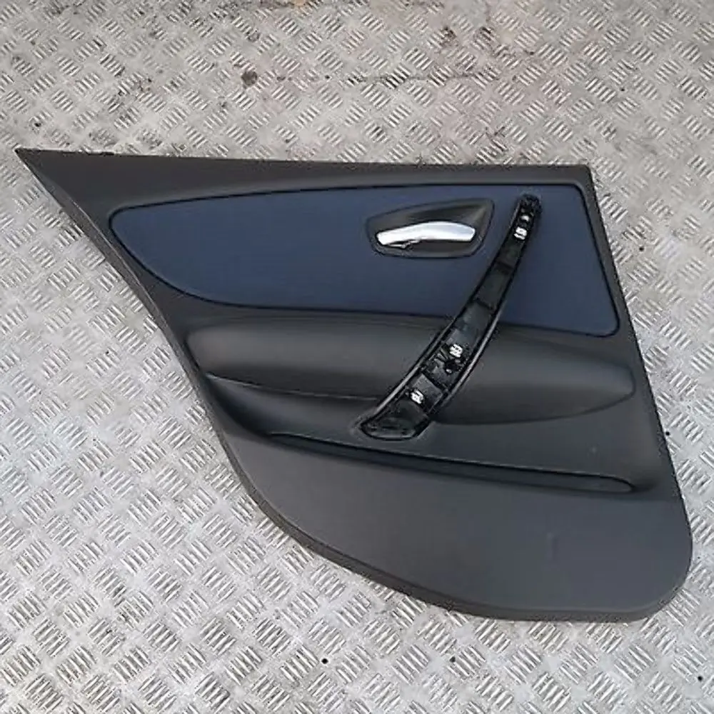 Revestimiento de Tarjeta Puerta Panel Trasero Izquierdo Azul para BMW E87 LCI E87N con número de pieza 51419121195 BMW E87 LCI E87N Revestimiento de Tarjeta Puerta Panel Trasero Izquierdo Azul - SKU 9121195 - Número de pieza 51419121195