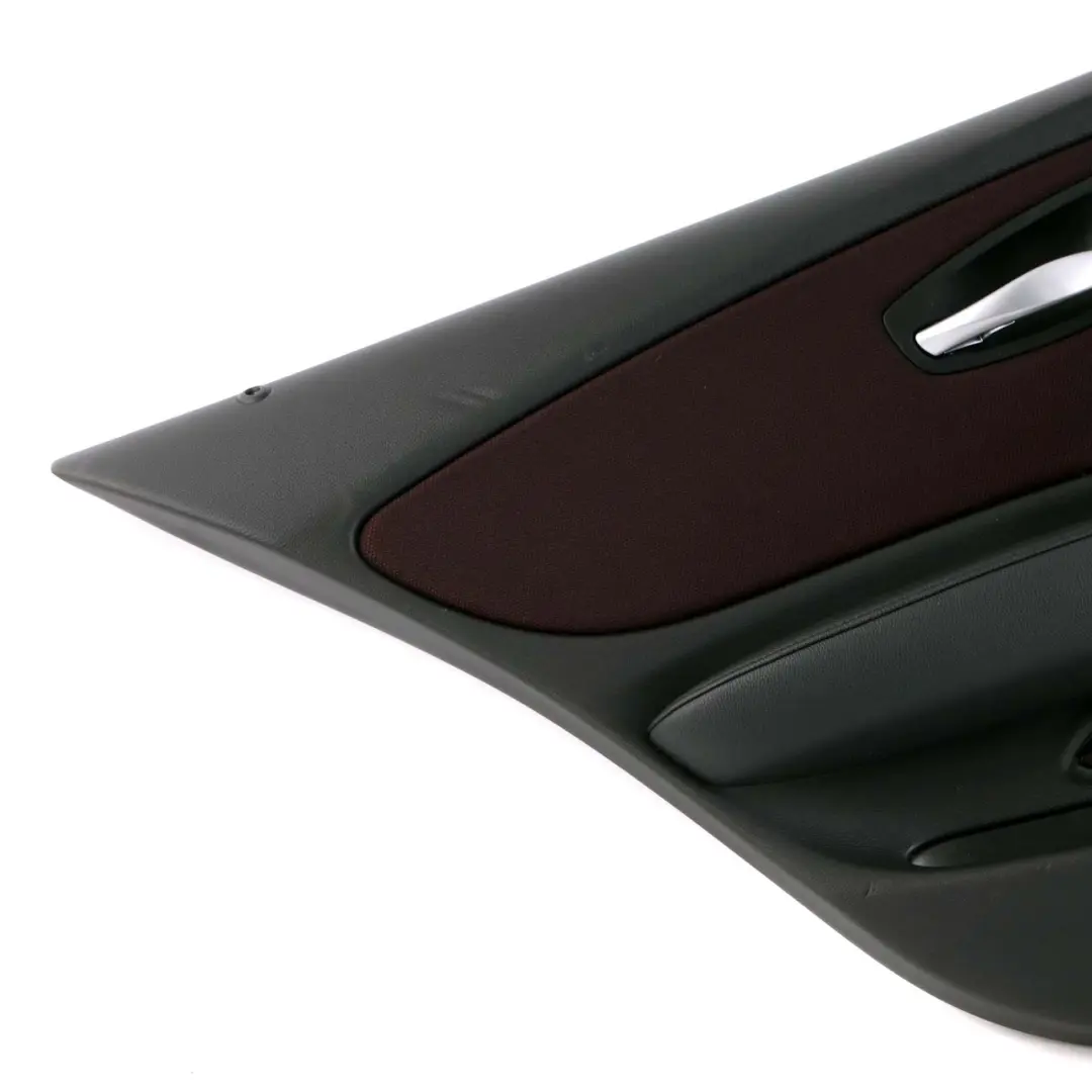 Left N/S Door Card Trim Panel Fabric Red Cranberry-Red para BMW E87 LCI Rear con número de pieza 9121197 BMW E87 LCI Rear Left N/S Door Card Trim Panel Fabric Red Cranberry-Red - SKU 9121197 - Número de pieza 9121197