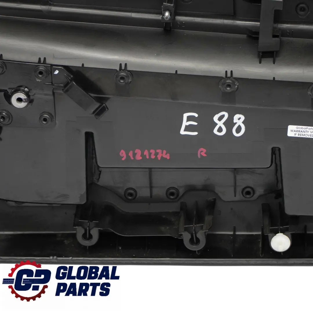 Vorne Rechts Panel Tür karte Stoff Anthrazit für BMW E88 mit Teilenummer 9121274 BMW E88 Vorne Rechts Panel Tür karte Stoff Anthrazit - SKU 9121274 - Teilenummer 9121274