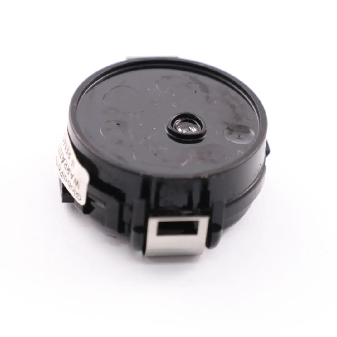 Luz de Lluvia Sensor Solar para BMW E60 E61 LCI X5 E70 X6 E71 X3 F25 con número de pieza 9122432 BMW E60 E61 LCI X5 E70 X6 E71 X3 F25 Luz de Lluvia Sensor Solar - SKU 9122432 - Número de pieza 9122432