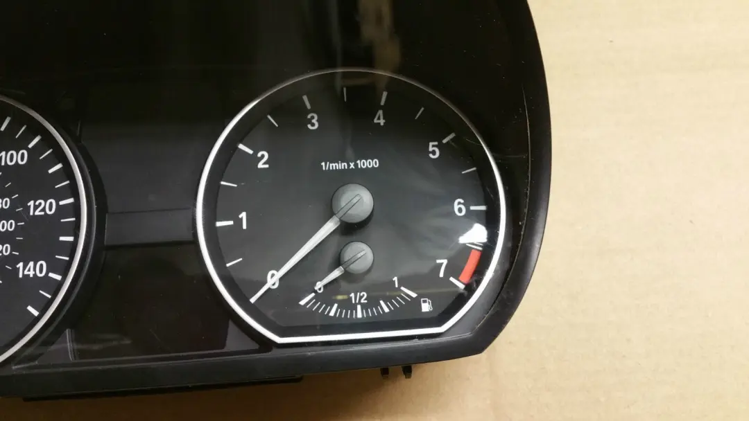 Cluster Speedo Clocks Automatic to BMW 1 SERIES E81 E82 E87 E88 Petrol with Part number 62109122588 BMW 1 SERIES E81 E82 E87 E88 Petrol Cluster Speedo Clocks Automatic - SKU 9122588 - Part number 62109122588