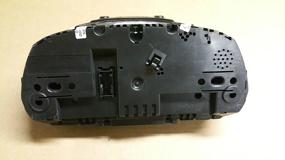 Cluster Speedo Clocks Automatic to BMW 1 SERIES E81 E82 E87 E88 Petrol with Part number 62109122588 BMW 1 SERIES E81 E82 E87 E88 Petrol Cluster Speedo Clocks Automatic - SKU 9122588 - Part number 62109122588