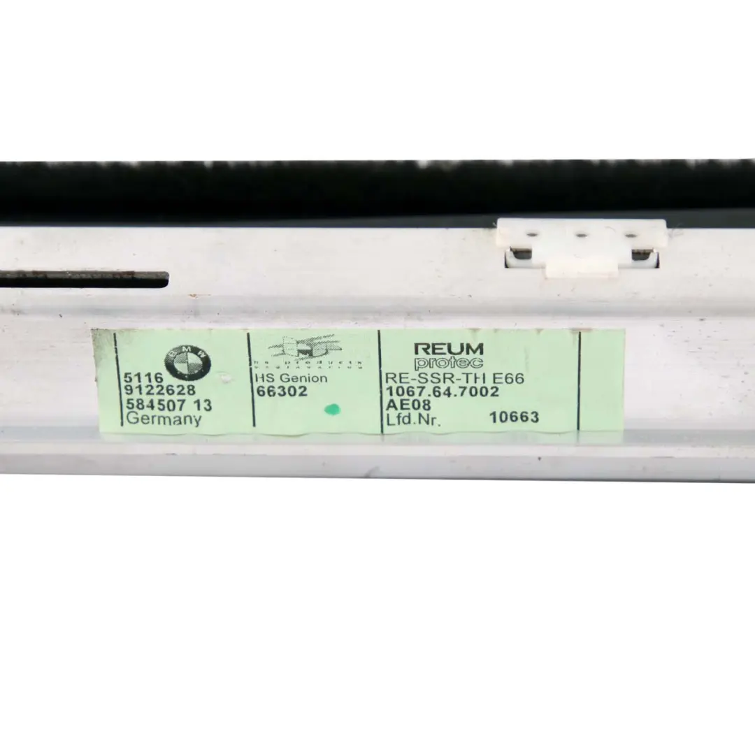 Sun Blind BMW E66 Long Rear Right O/S Door Card Window Cover Anthracit to with Part number 9122628 Sun Blind BMW E66 Long Rear Right O/S Door Card Window Cover Anthracit - SKU 9122628 - Part number 9122628