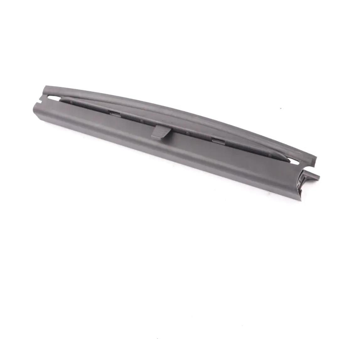 Sonnenschutzrollo Dreiecksfenster Rechts Schwarz 7071112 für BMW E60 mit Teilenummer 9122640 BMW E60 Sonnenschutzrollo Dreiecksfenster Rechts Schwarz 7071112 - SKU 9122640 - Teilenummer 9122640