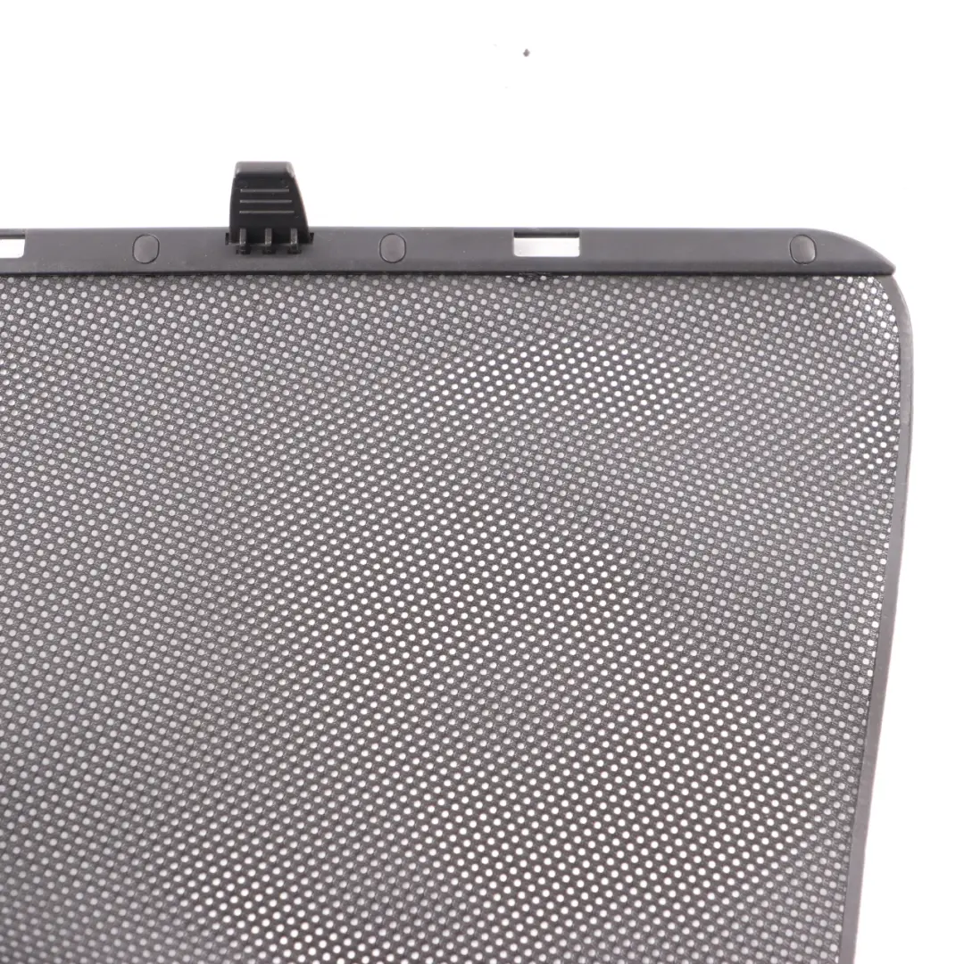 Window Roller Blind Rear Right O/S Sun Protection Triangular to BMW E61 with Part number 9122640 BMW E61 Window Roller Blind Rear Right O/S Sun Protection Triangular - SKU 9122640 - Part number 9122640