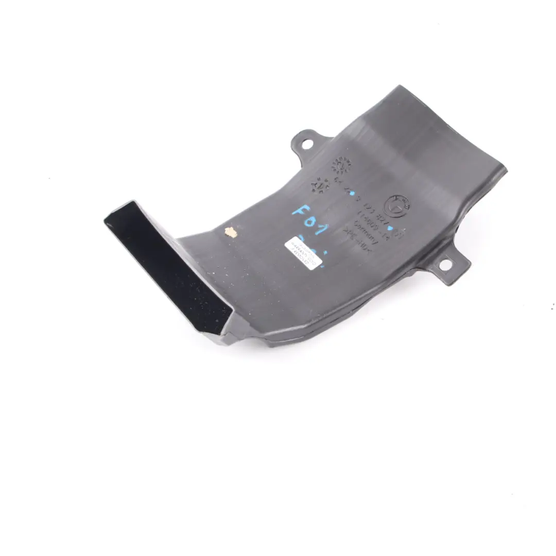 duct BMW F01 F02 B-Pillar Air Channel Vent Column Outer Left N/S to Air with Part number 9123827 Air duct BMW F01 F02 B-Pillar Air Channel Vent Column Outer Left N/S - SKU 9123827 - Part number 9123827