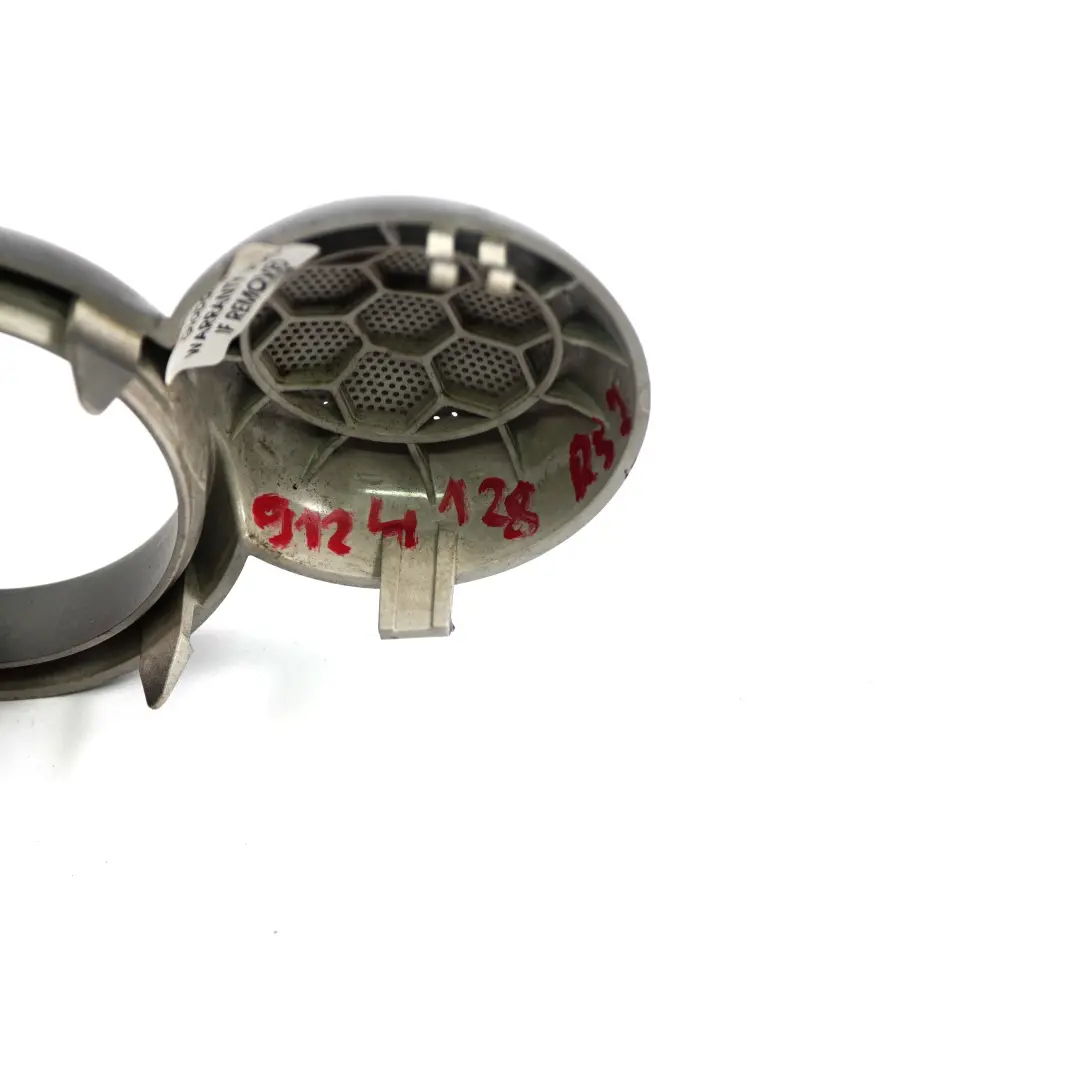 Wewnętrzna Prawa Osłona Klamki Szara do Mini Cooper R52 Cabrio o numerze 9124128 Mini Cooper R52 Cabrio Wewnętrzna Prawa Osłona Klamki Szara - SKU 9124128 - Numer Części 9124128