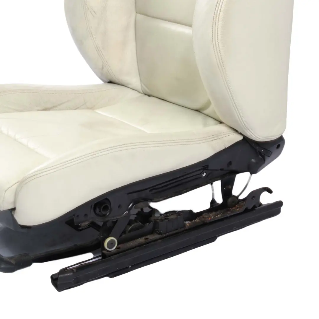 Front Seat BMW E81 Right O/S M Driver's Side Sport Lemon Leather Boston LWB7 to with Part number 9124314 Front Seat BMW E81 Right O/S M Driver's Side Sport Lemon Leather Boston LWB7 - SKU 9124314-1 - Part number 9124314