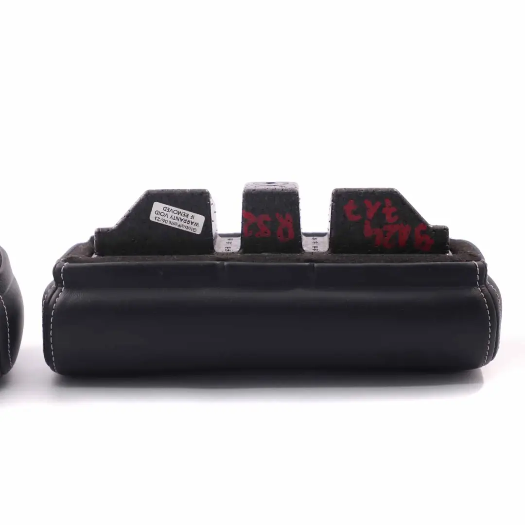 Siege arriere Appui-tete cuir Gravite Bleu Fonce Couture Orange pour Mini Cabrio R52 à propos du numéro de pièce 9124717 Mini Cabrio R52 Siege arriere Appui-tete cuir Gravite Bleu Fonce Couture Orange - SKU 9124717 - Numéro de pièce 9124717