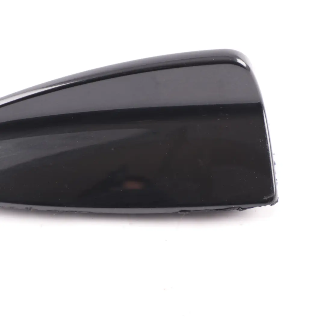 Copertura Antenna Tetto Squalo Tappo Nero Zaffiro 475 per BMW F11 X3 F25 X5 E70 con numero di parte 9125663 BMW F11 X3 F25 X5 E70 Copertura Antenna Tetto Squalo Tappo Nero Zaffiro 475 - SKU 9125663-BS - Numero di parte 9125663