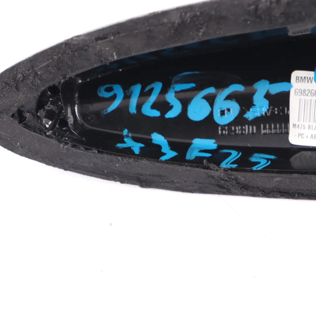 Copertura Antenna Tetto Squalo Tappo Nero Zaffiro 475 per BMW F11 X3 F25 X5 E70 con numero di parte 9125663 BMW F11 X3 F25 X5 E70 Copertura Antenna Tetto Squalo Tappo Nero Zaffiro 475 - SKU 9125663-BS - Numero di parte 9125663